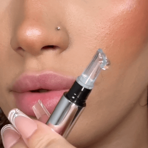 Lip Plumper Hydratant – Soin Repulpant & Confort Absolu